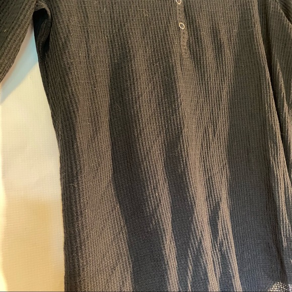 Torrid Black Waffle Shirt, size 0/L - Picture 5 of 7